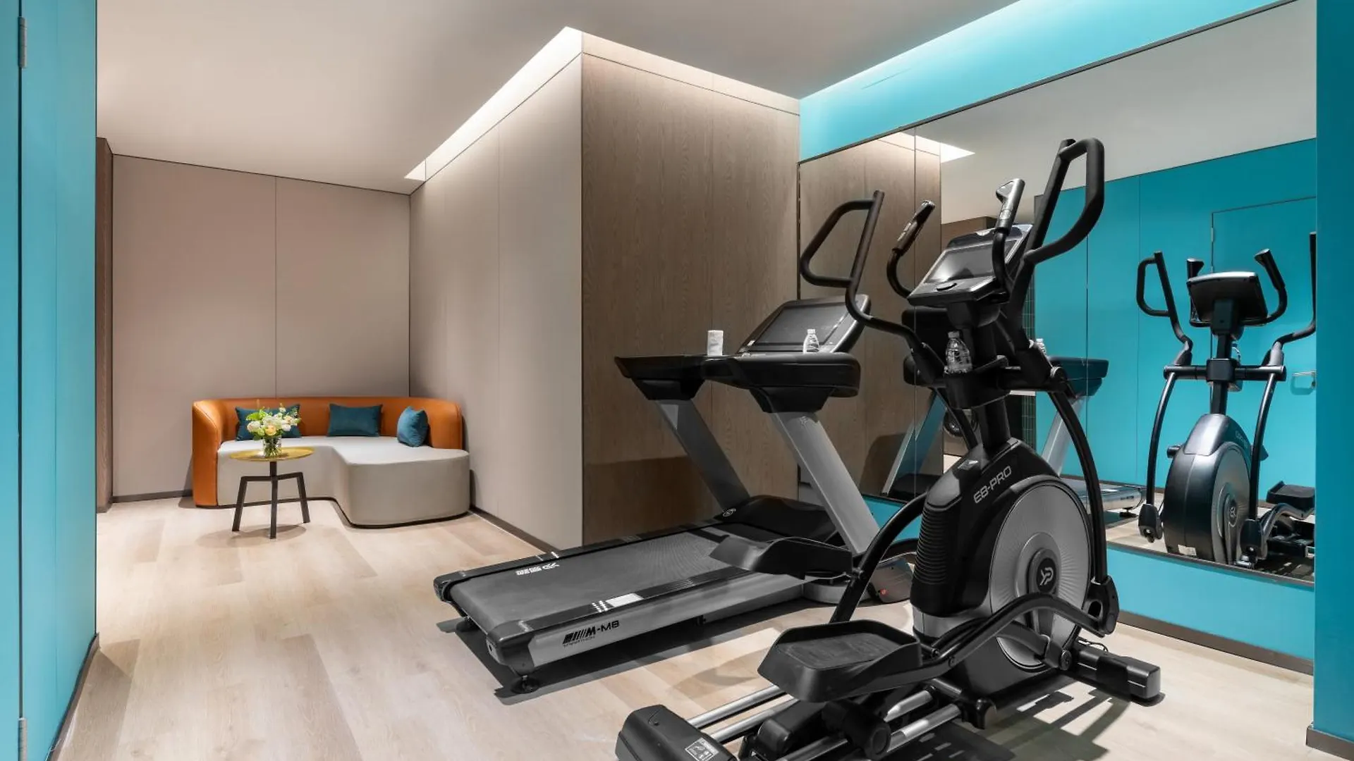 Holiday Inn Express Changfeng Park Shanghai