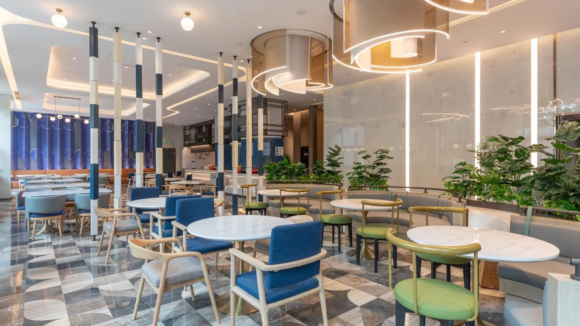 Holiday Inn Express Changfeng Park Shanghai Hotel